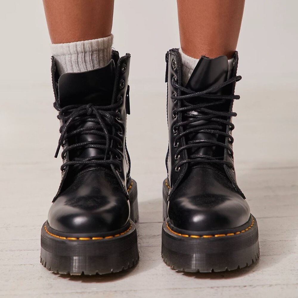 Dr. Martens Jadon Lace-Up Boots Sz 7 Black Leather Platform Airwair Goth Grunge - Picture 2 of 16